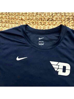 Dayton Flyers Nike Thick Performance Shirt (XL) Soccer